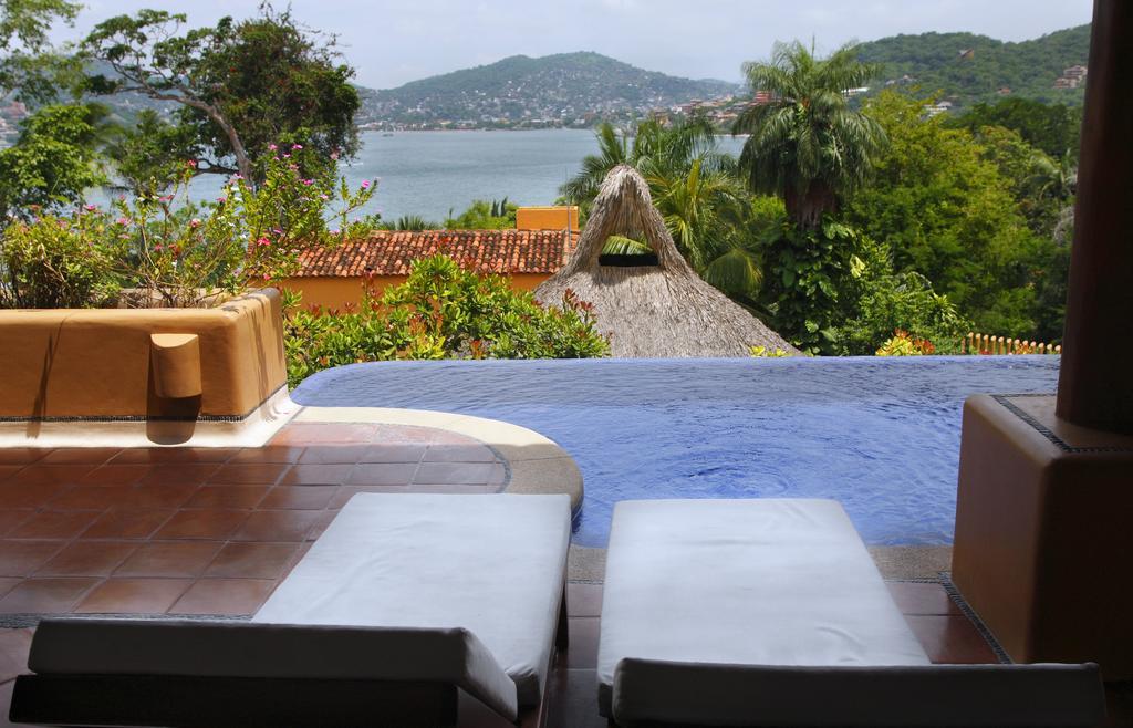 Hotel Casa Don Francisco Ixtapa  Buitenkant foto