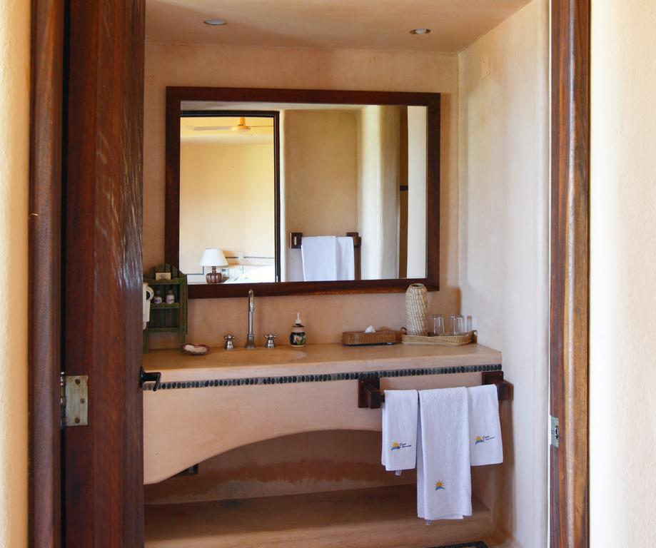 Hotel Casa Don Francisco Ixtapa  Kamer foto